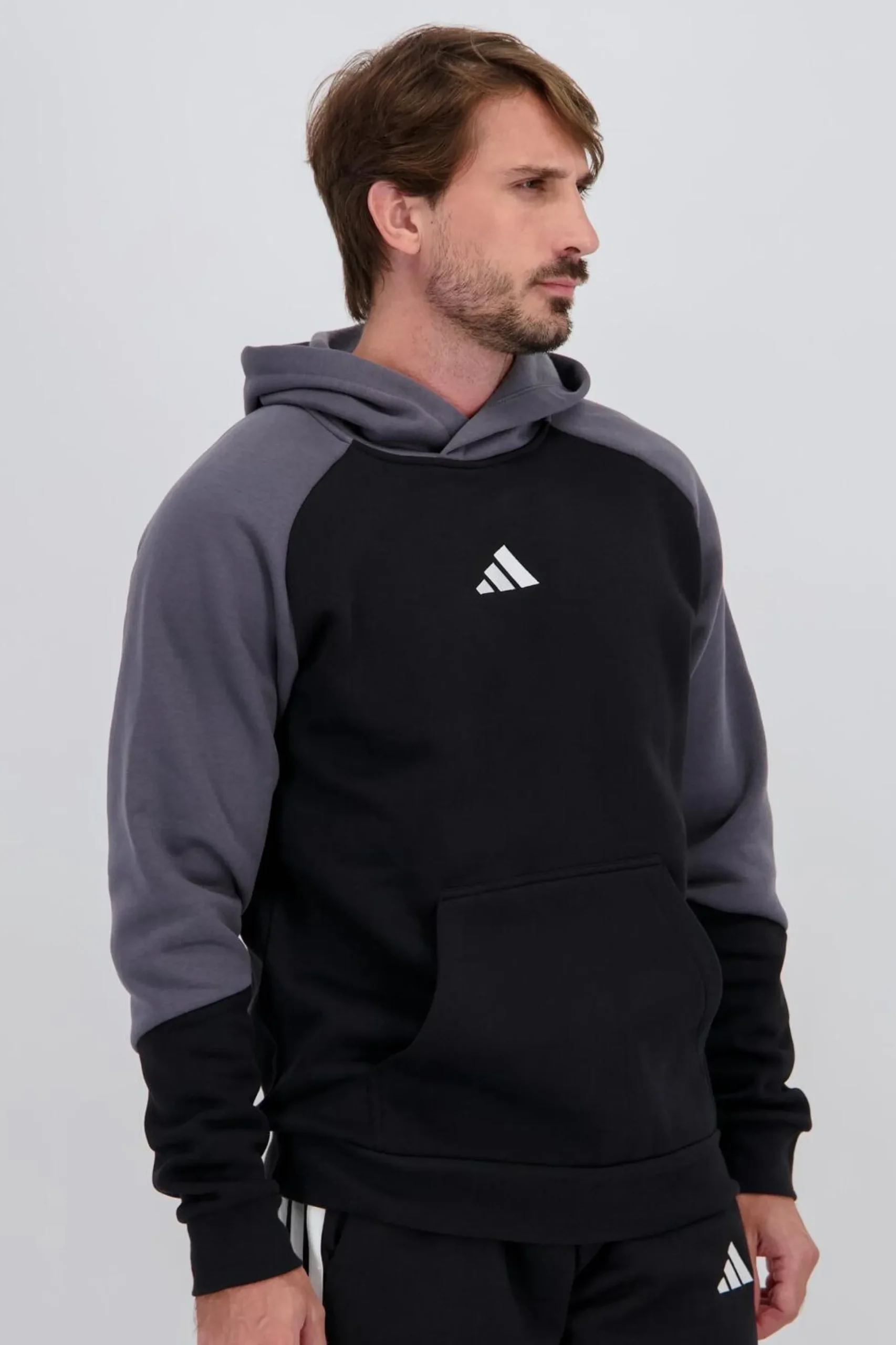 adidas Ess Block
