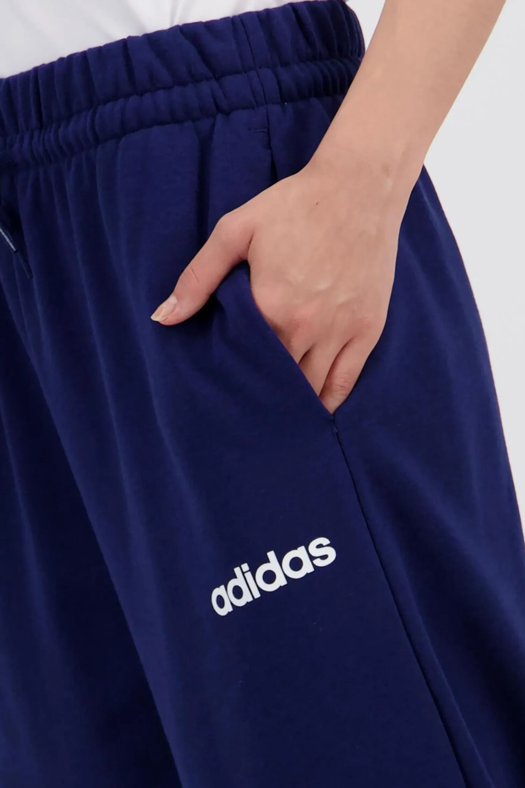 adidas Linear