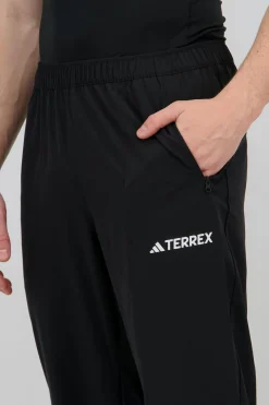 adidas Mt Essentials