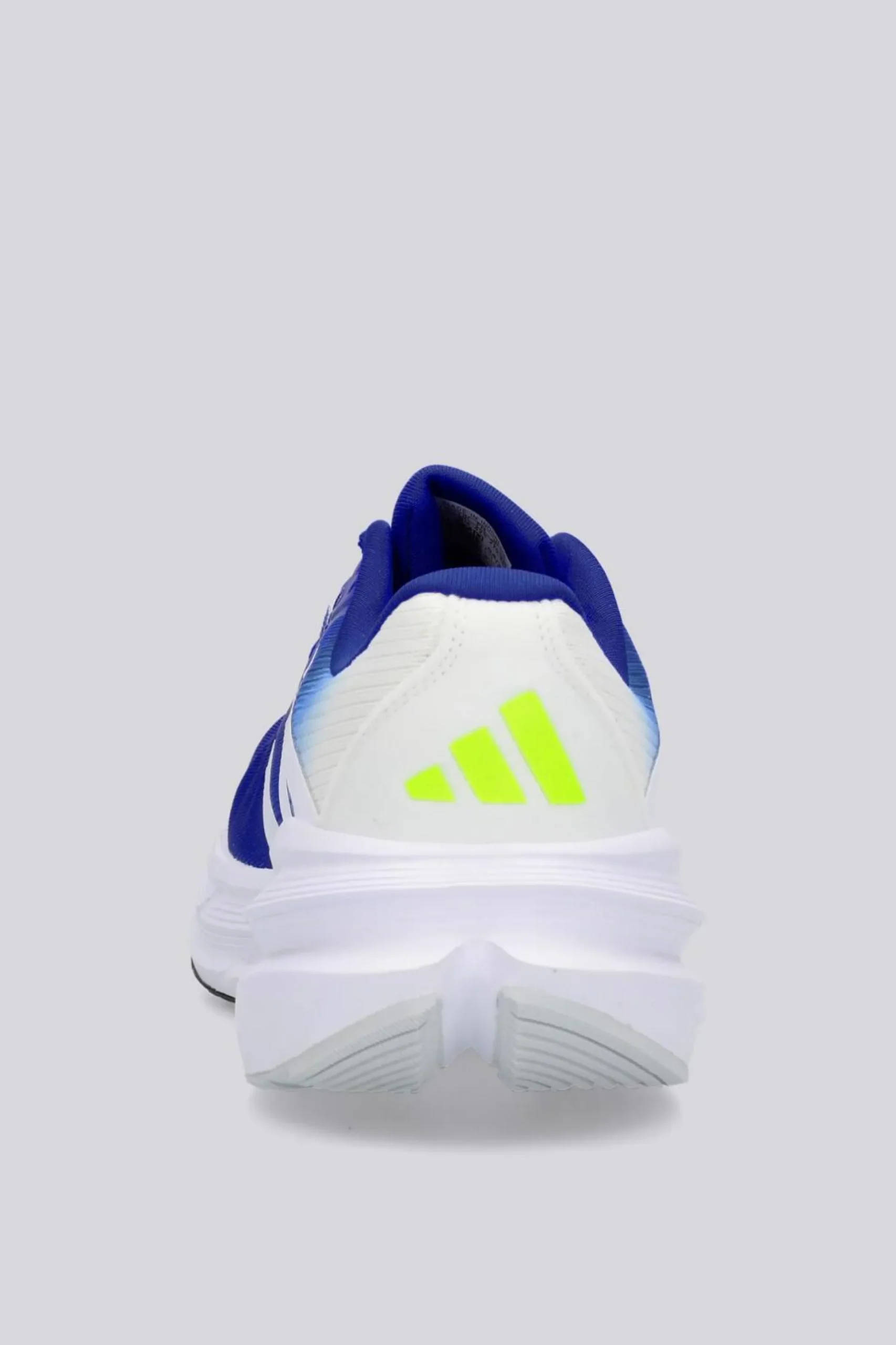 adidas Questar 3