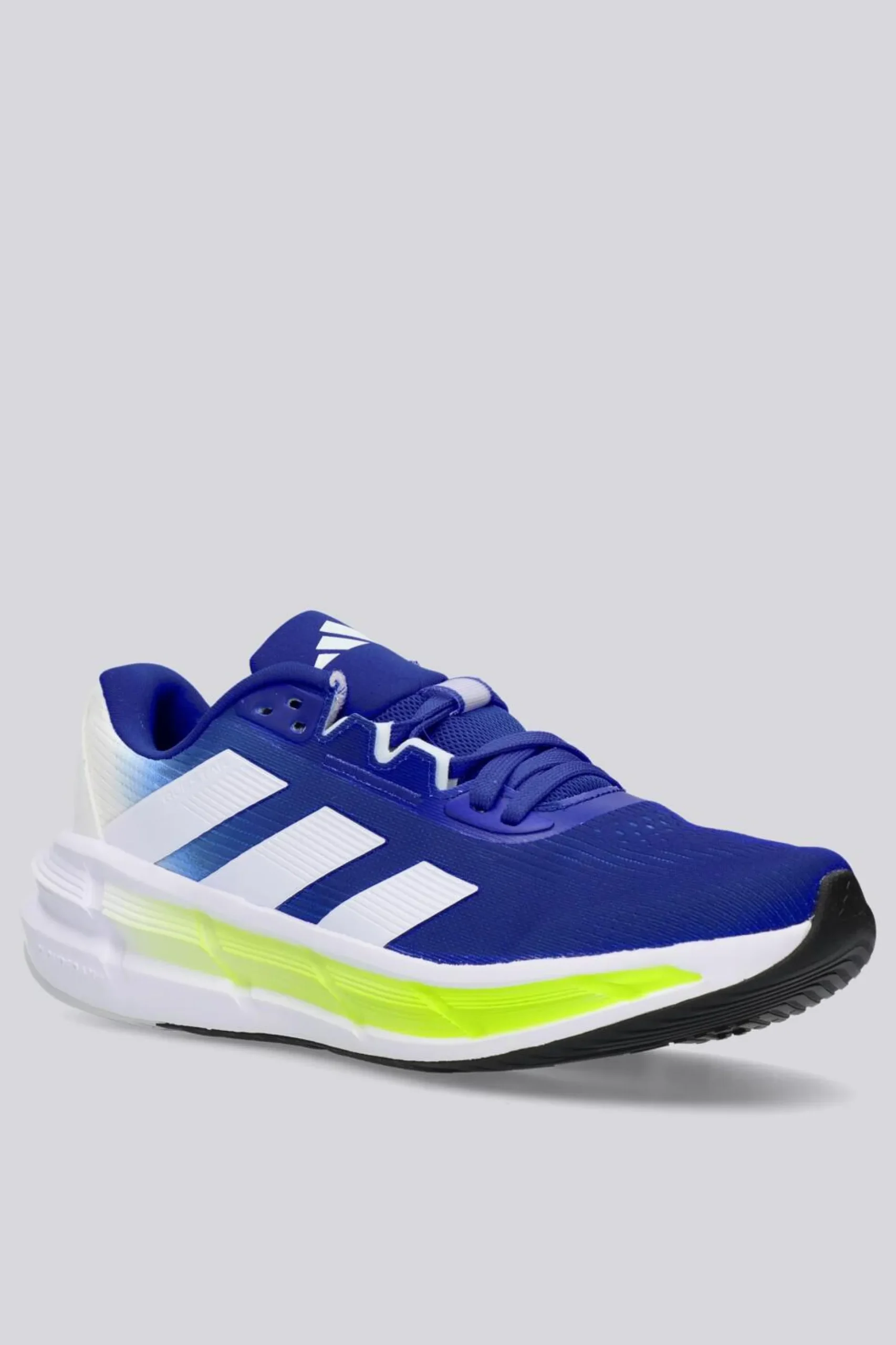 adidas Questar 3