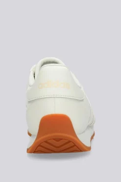 adidas Runvista