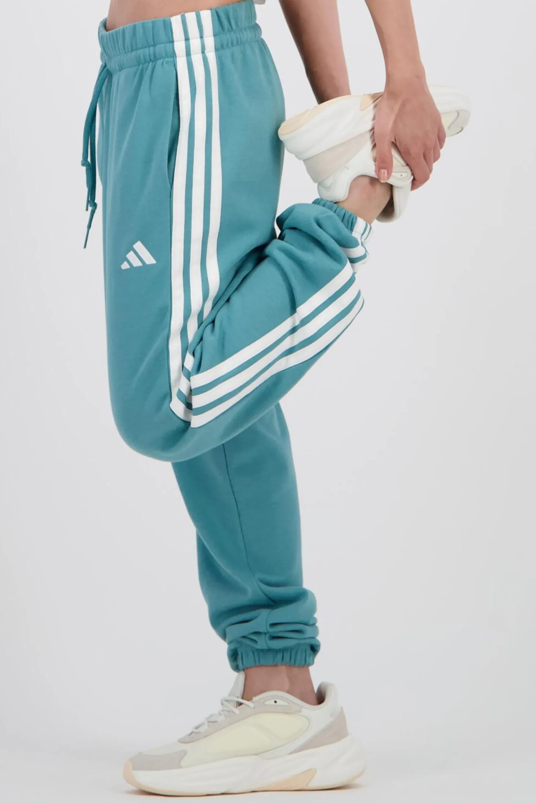 adidas 3s