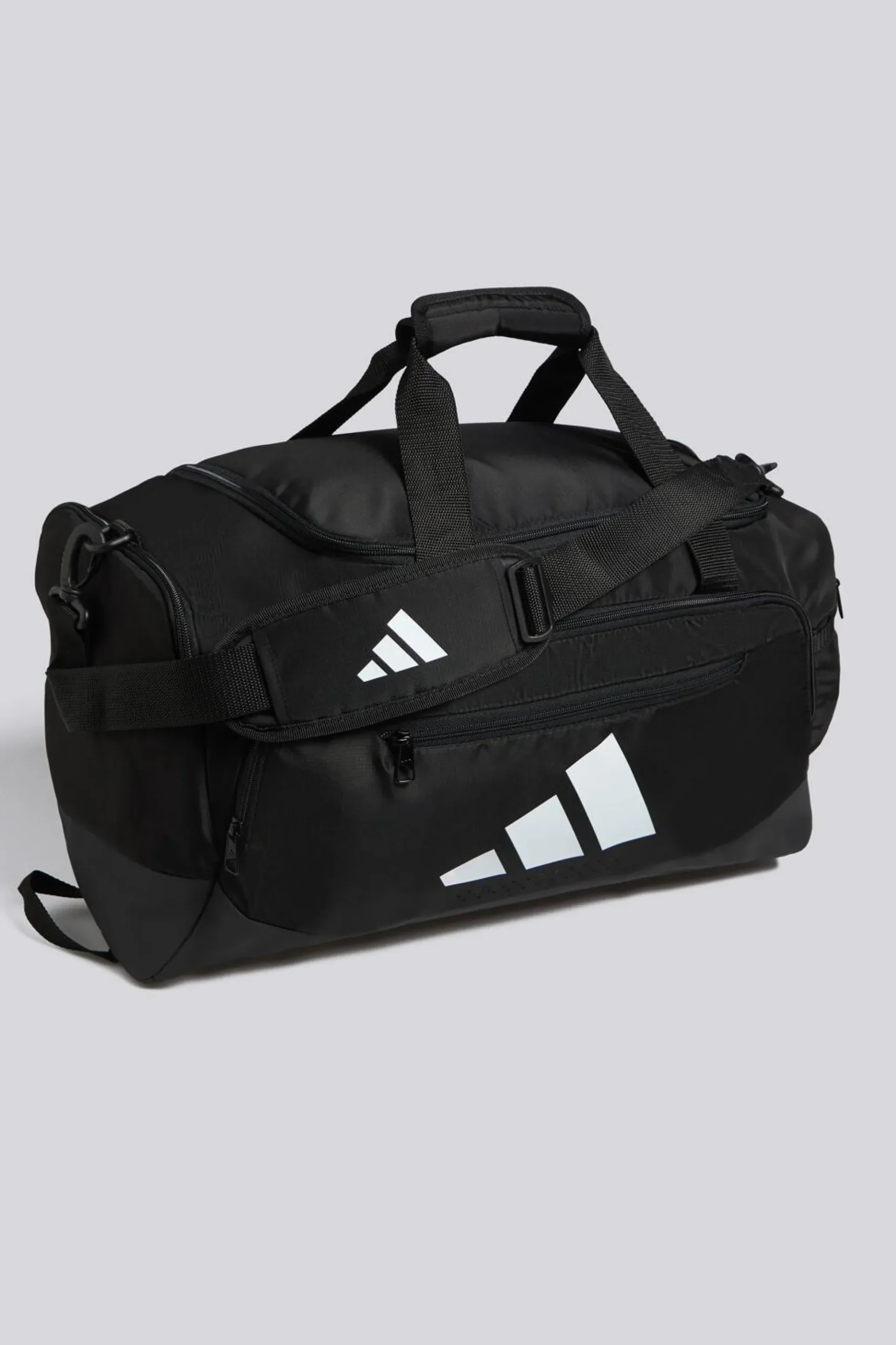 adidas Training Defender