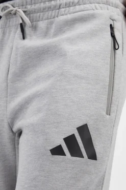 adidas Zne