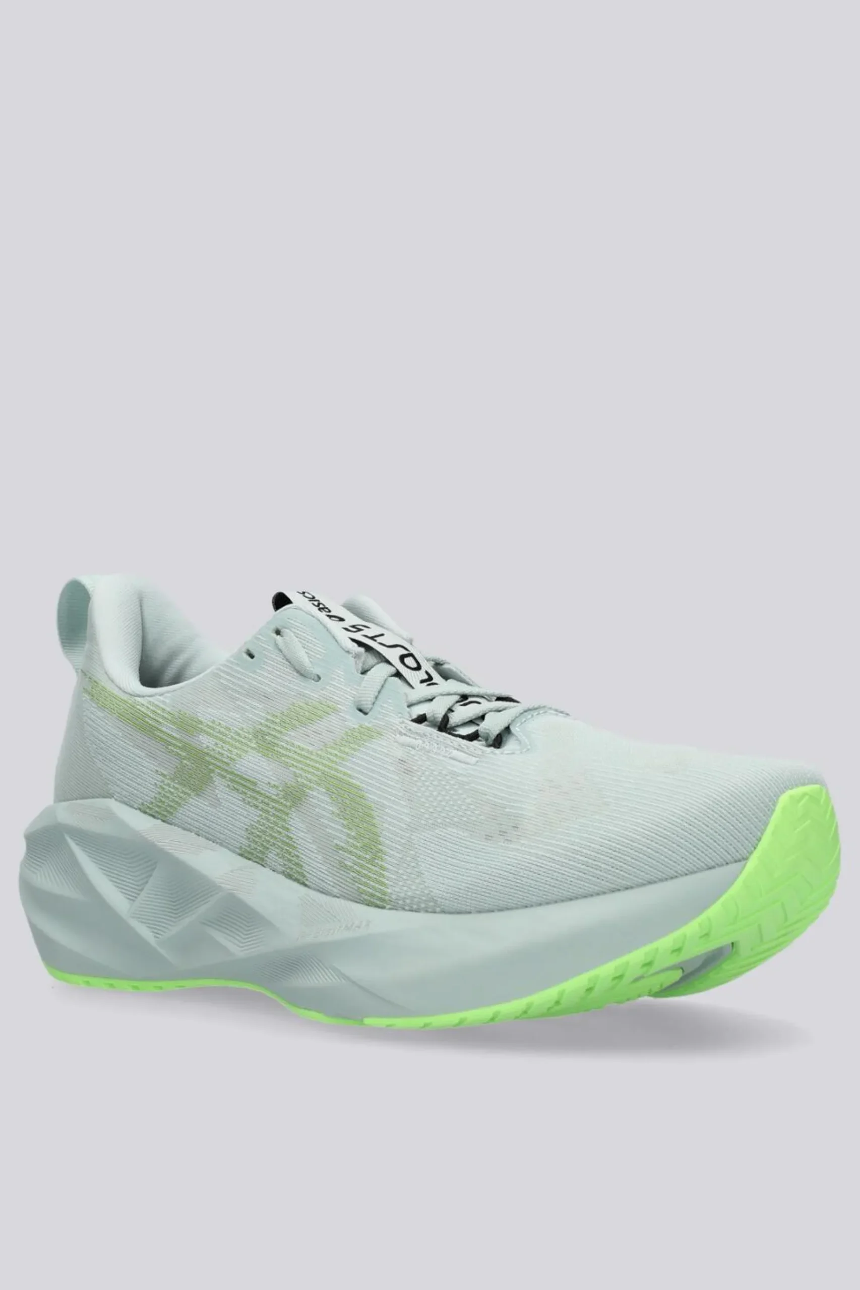 ASICS Novablast 5