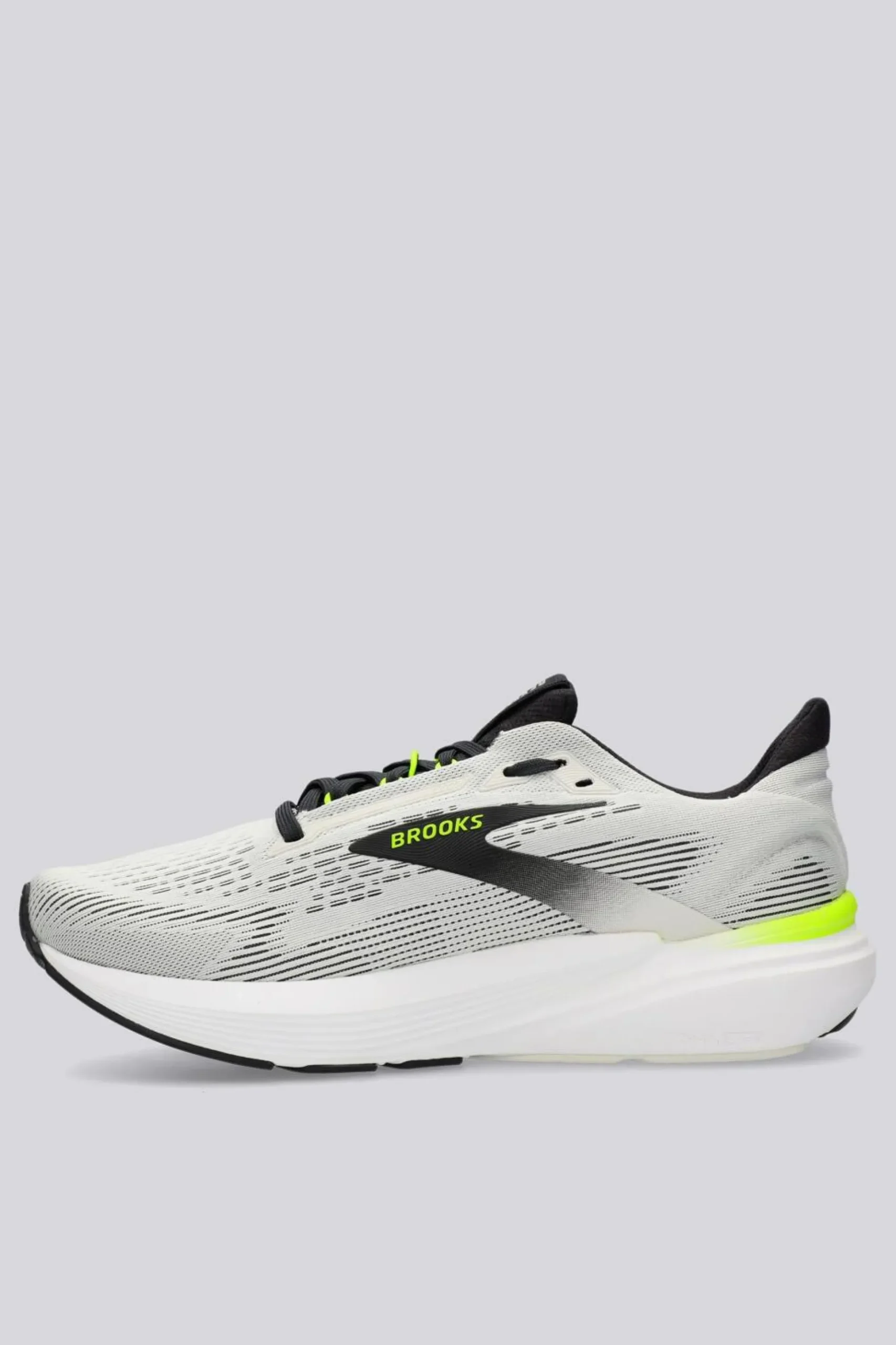 Brooks Revel 8
