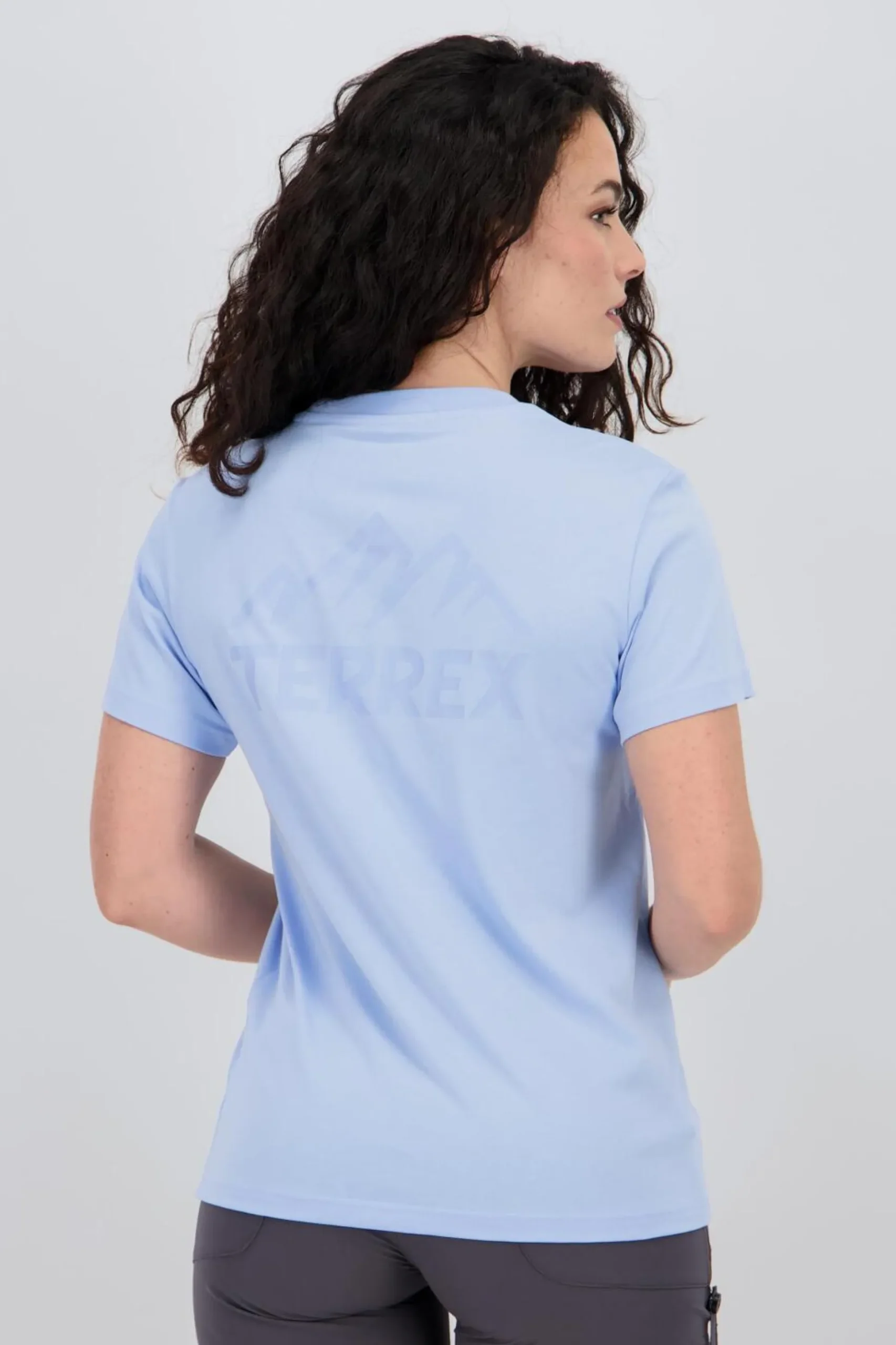 Camiseta adidas