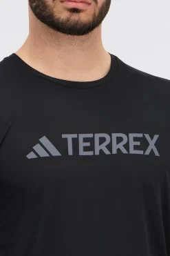 Camiseta adidas