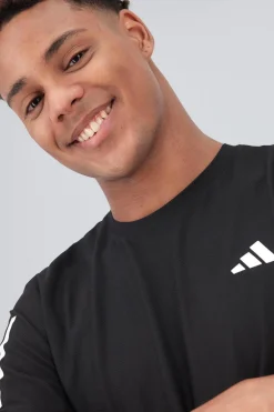 Camiseta adidas