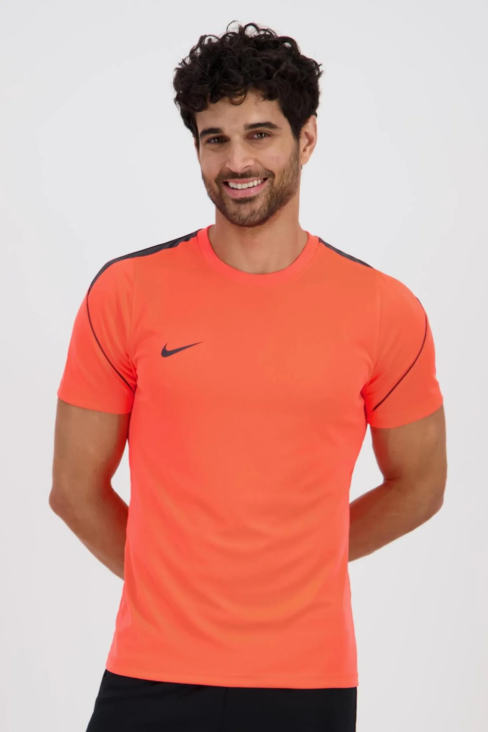 Camiseta Nike Strike26