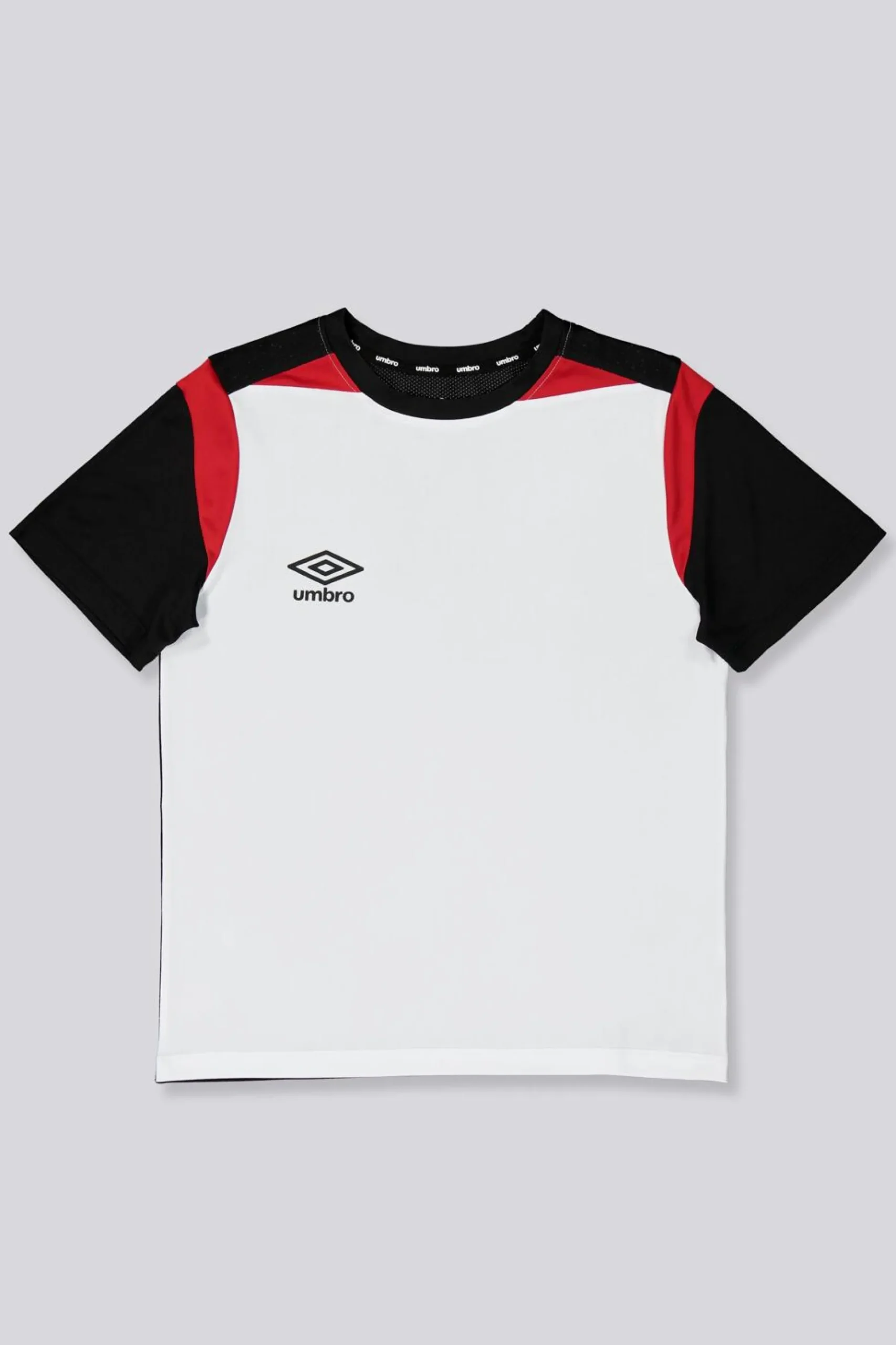 Camiseta Umbro Basic