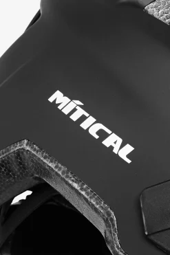 Casco Mítical