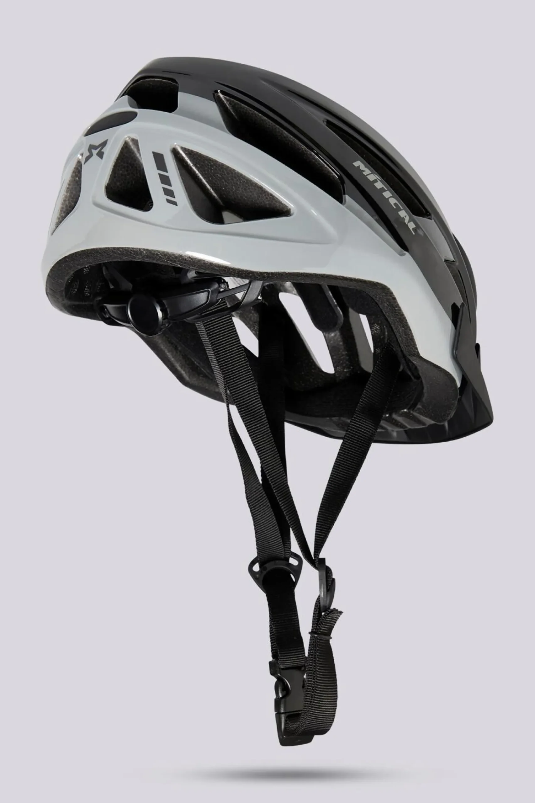Casco Mítical