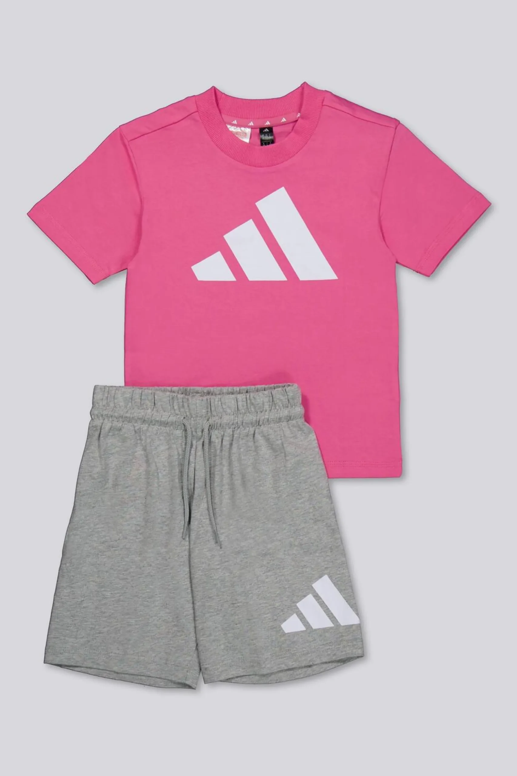 Conjunto adidas