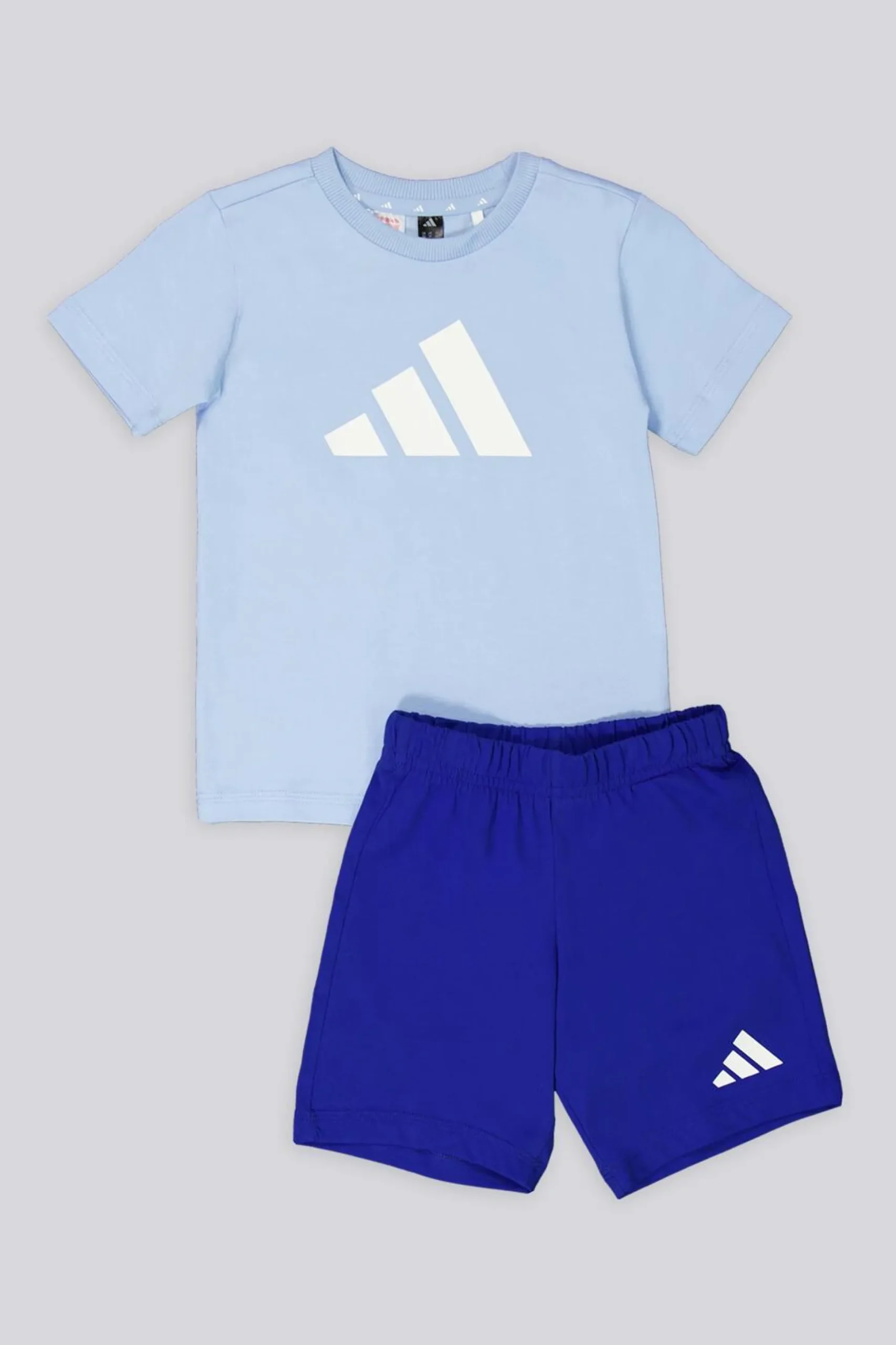 Conjunto adidas