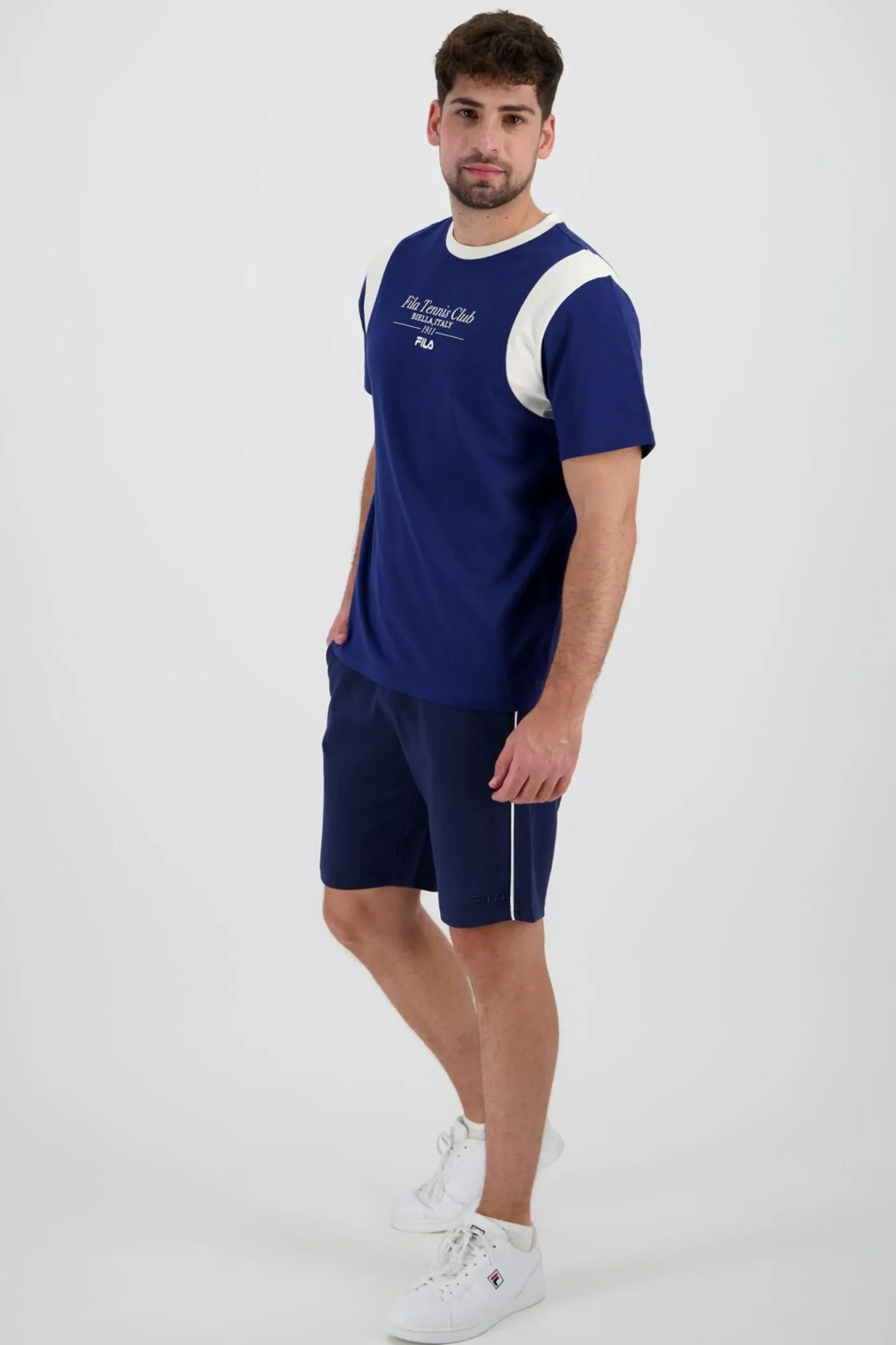 Fila Essentials