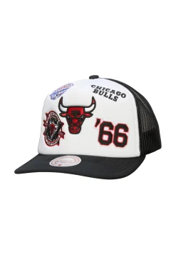 Gorra Mitchell & Ness Bulls Gridlock Trucker Cap