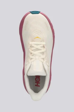 Hoka Arahi 8