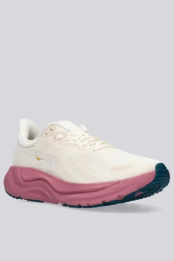 Hoka Arahi 8