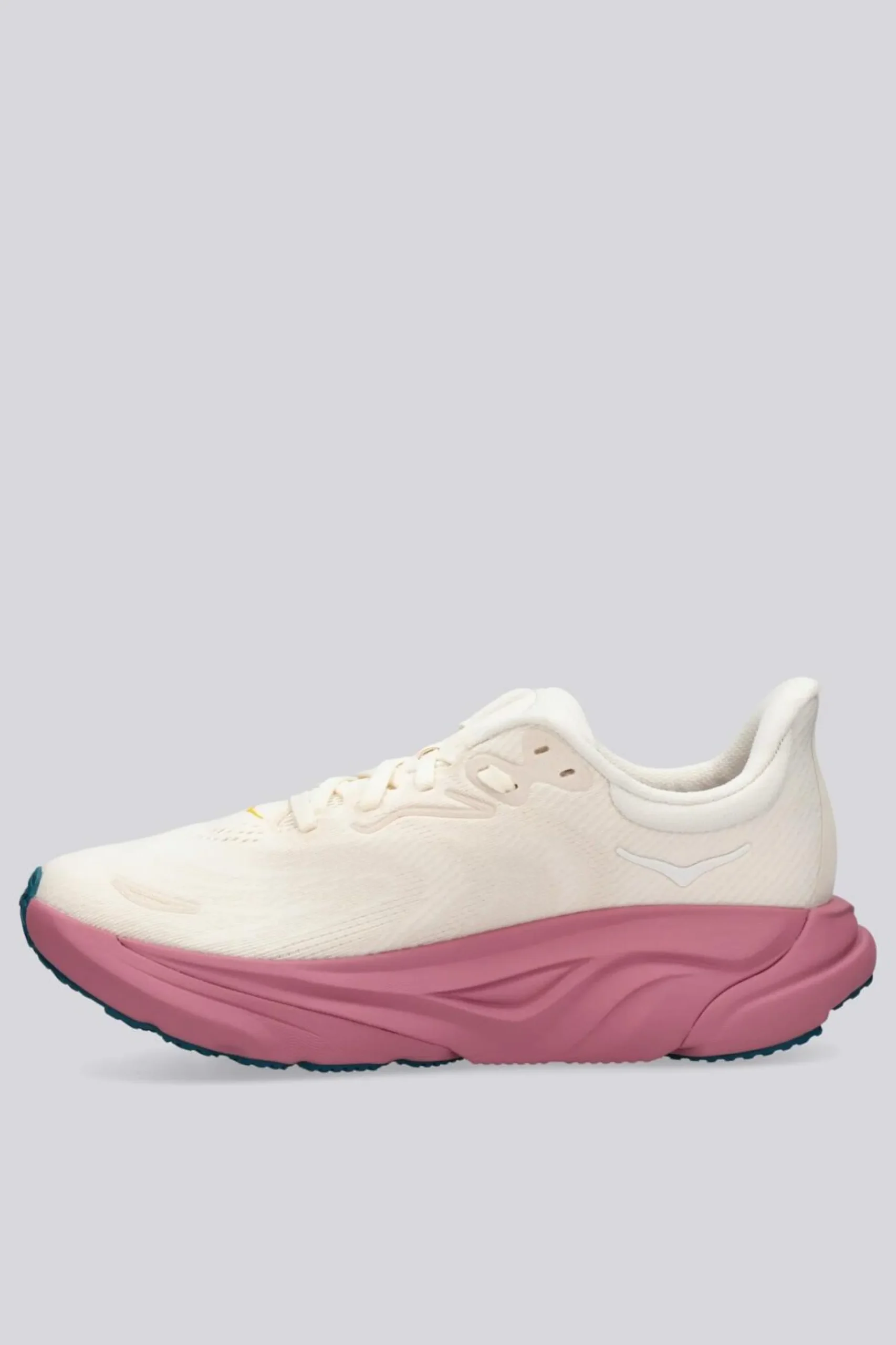Hoka Arahi 8