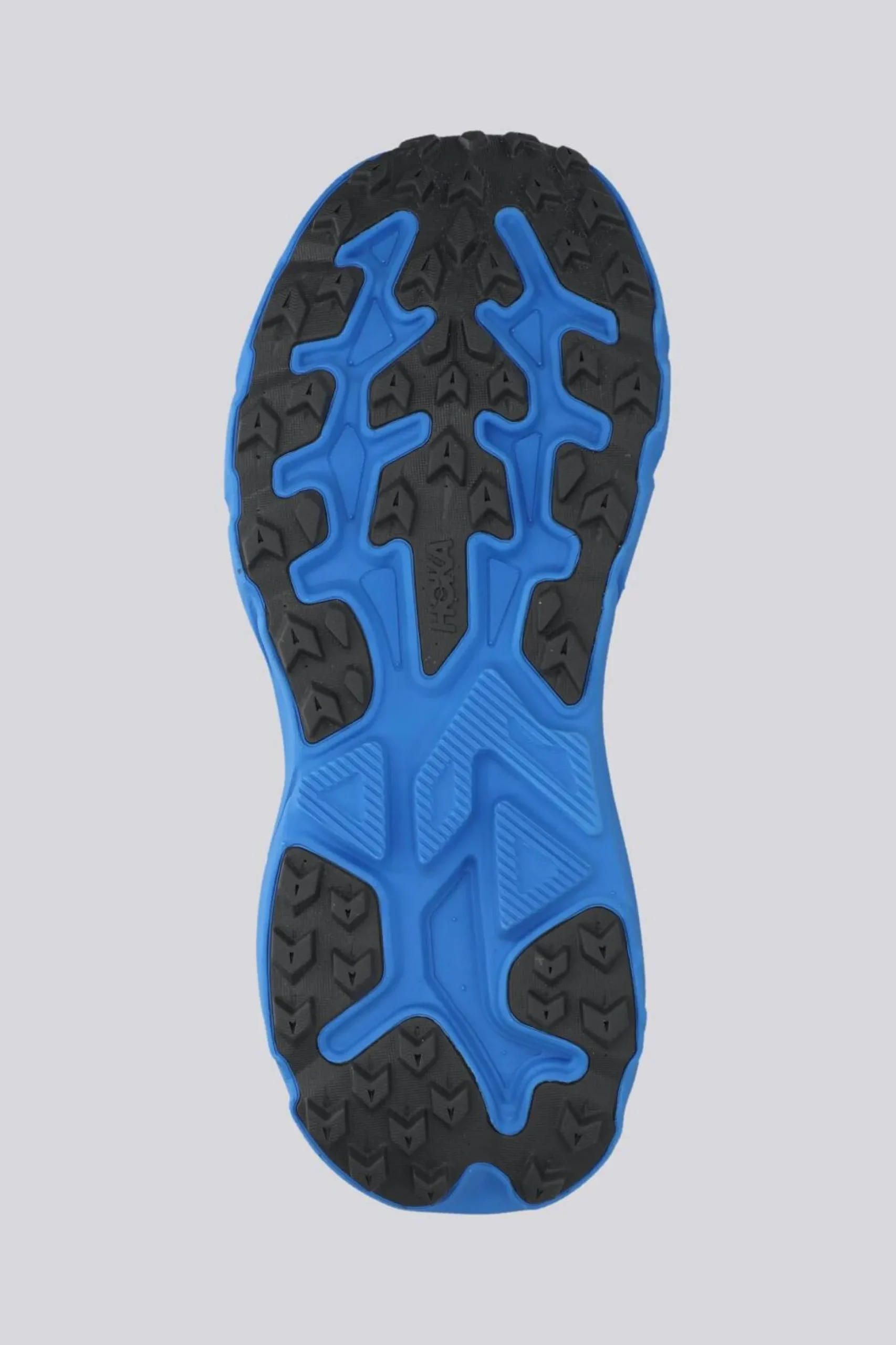 Hoka Challenger 8