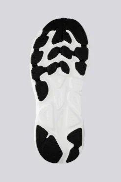 Hoka Clifton 10
