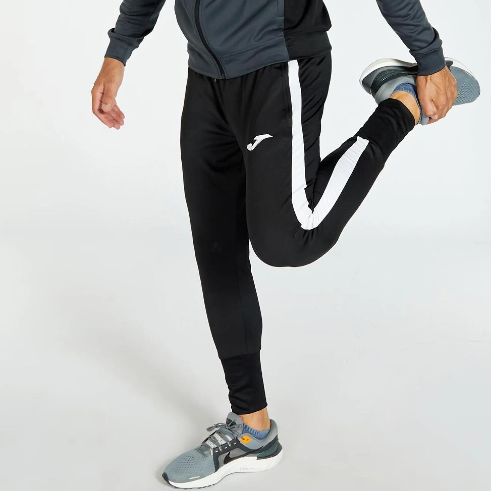 Joma Advance