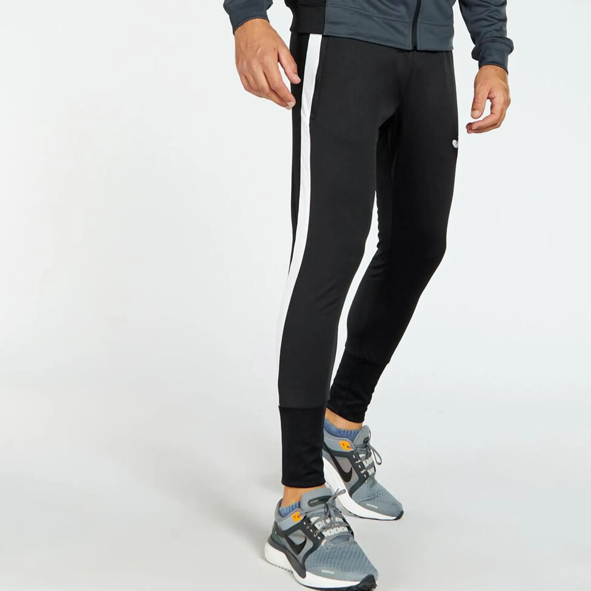 Joma Advance