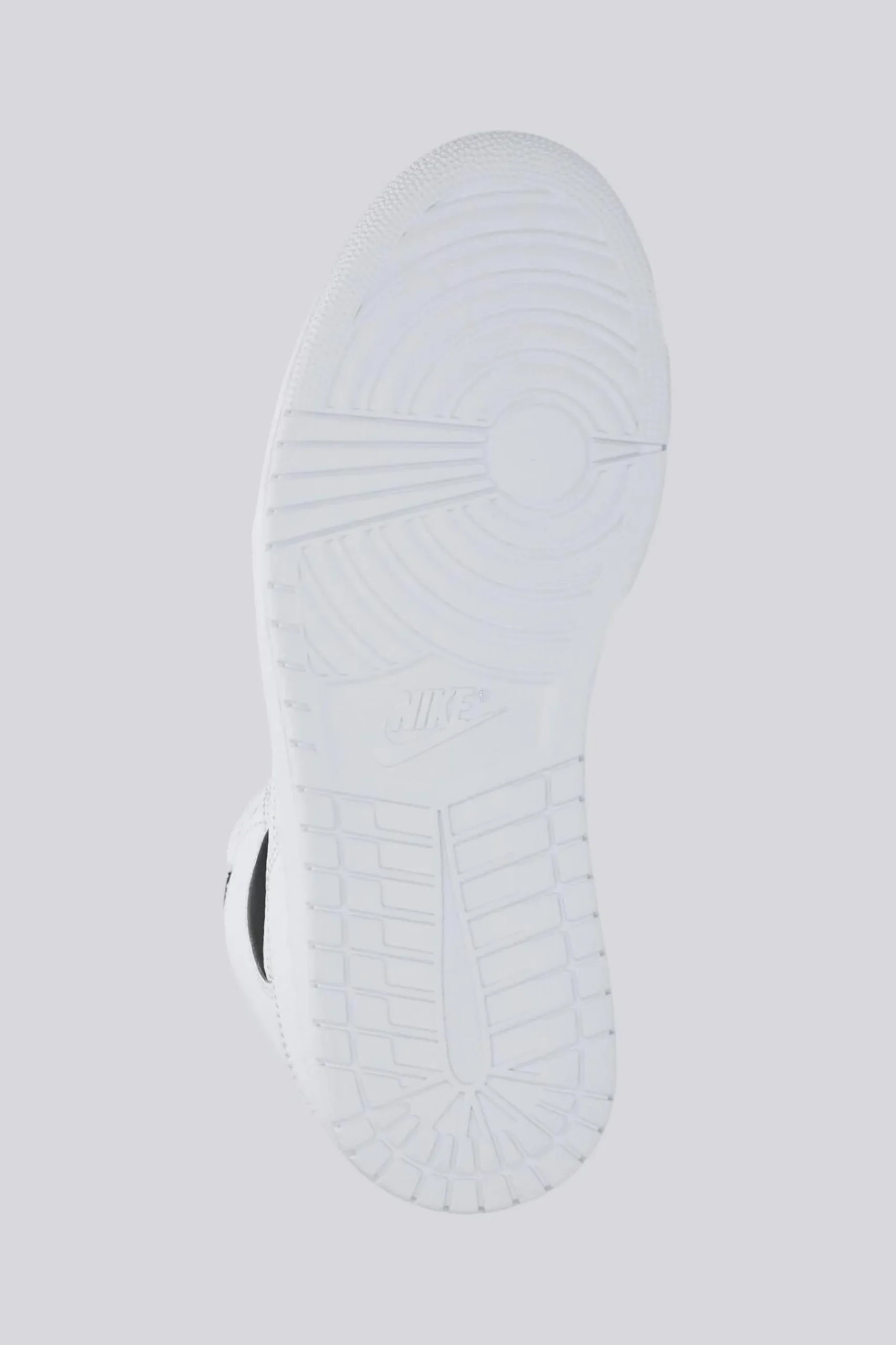Jordan Acces Court Mid