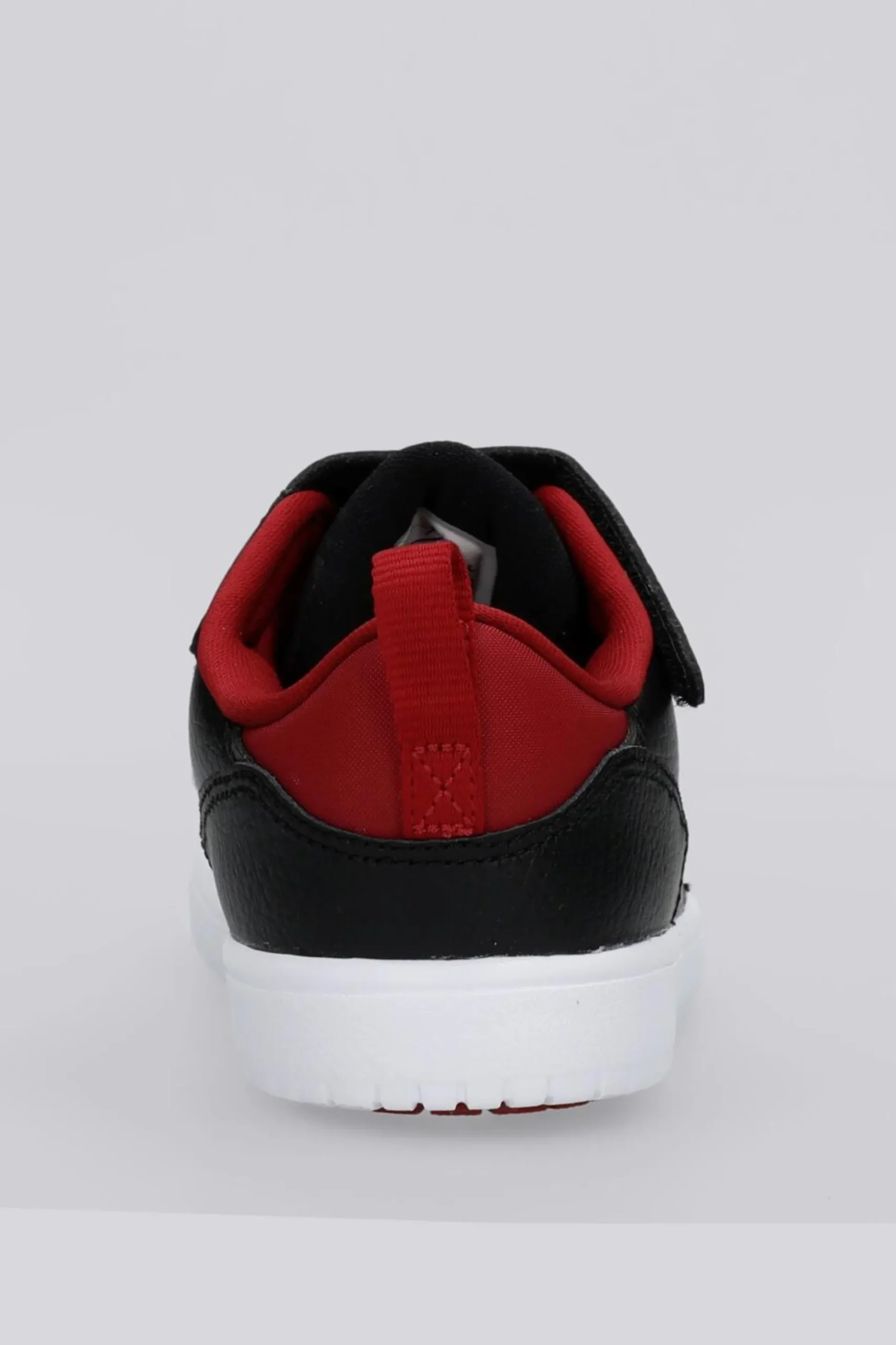 Jordan Court Low