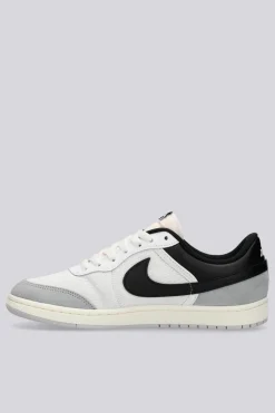 Jordan Skyline Low