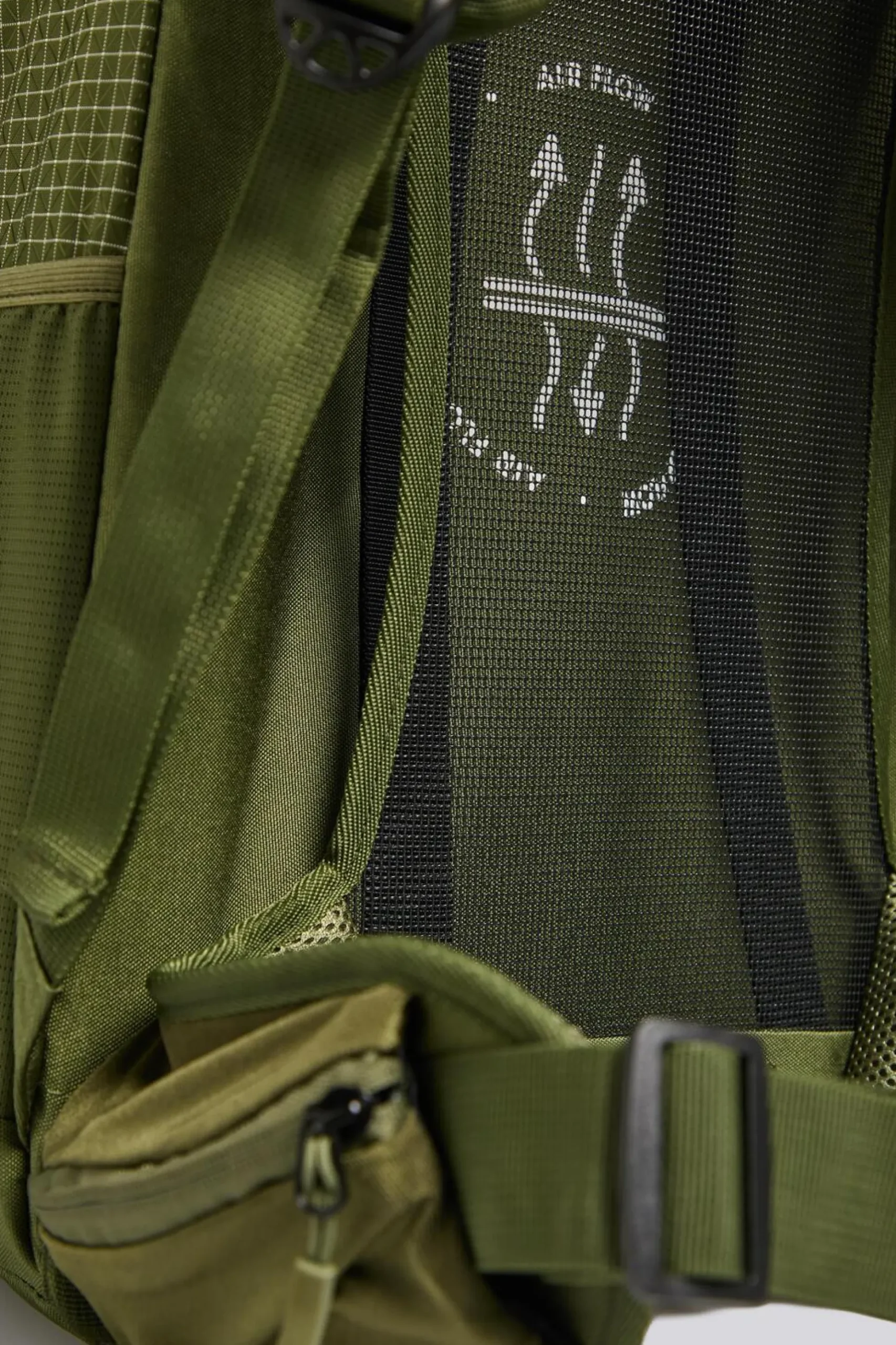 Mochila Trekking Hi-Tec