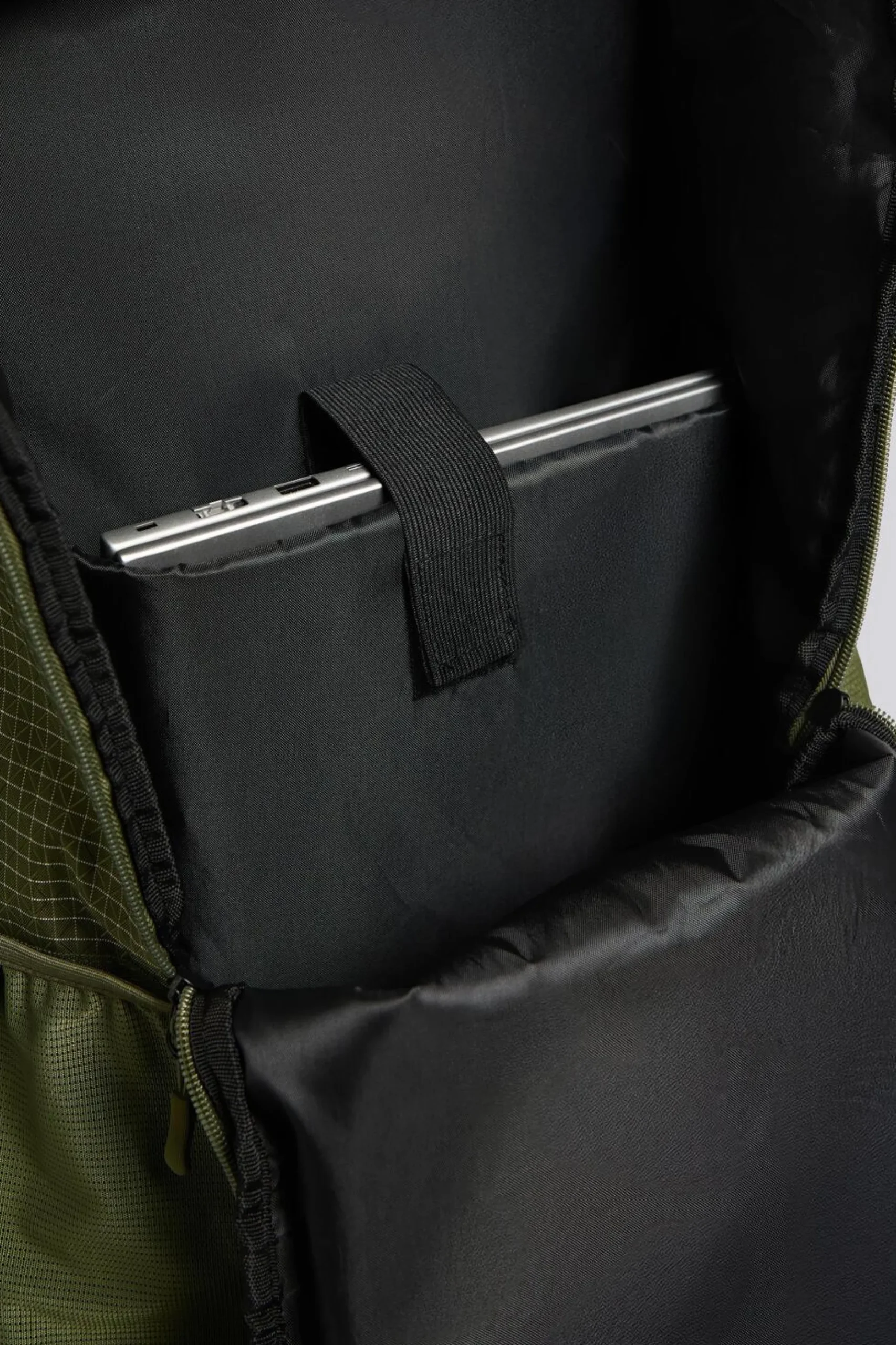 Mochila Trekking Hi-Tec