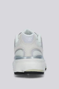 New Balance 603