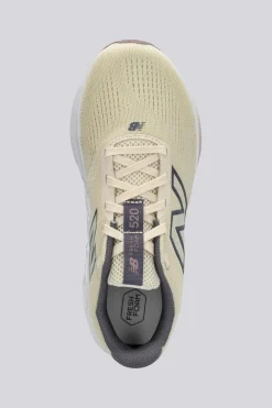 New Balance 520