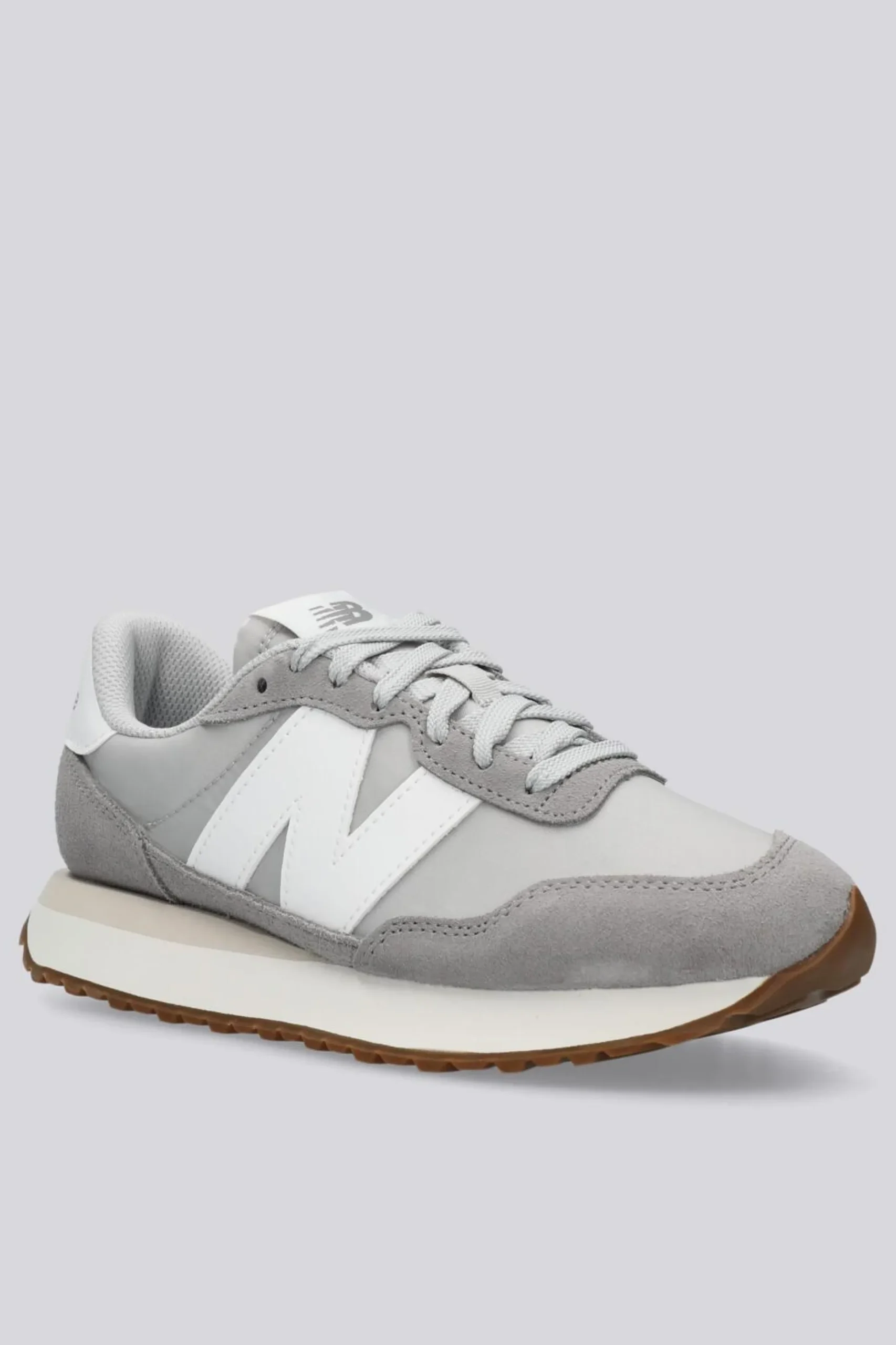 New Balance 237