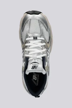 New Balance 530