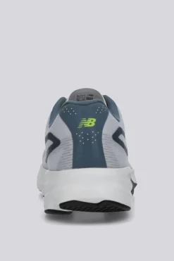 New Balance Flight R