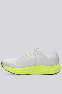 New Balance Propel V5