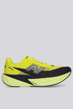 New Balance Rebel V5