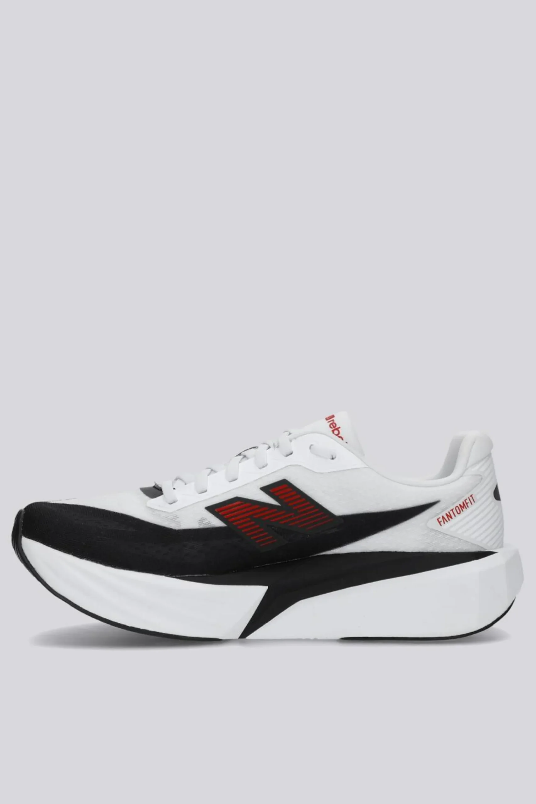 New Balance Rebel V5