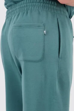 New Balance Sport Essentials