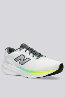 New Balance 680 V9