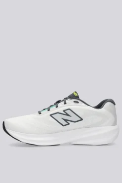 New Balance 680 V9