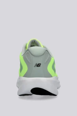 New Balance 680 V9