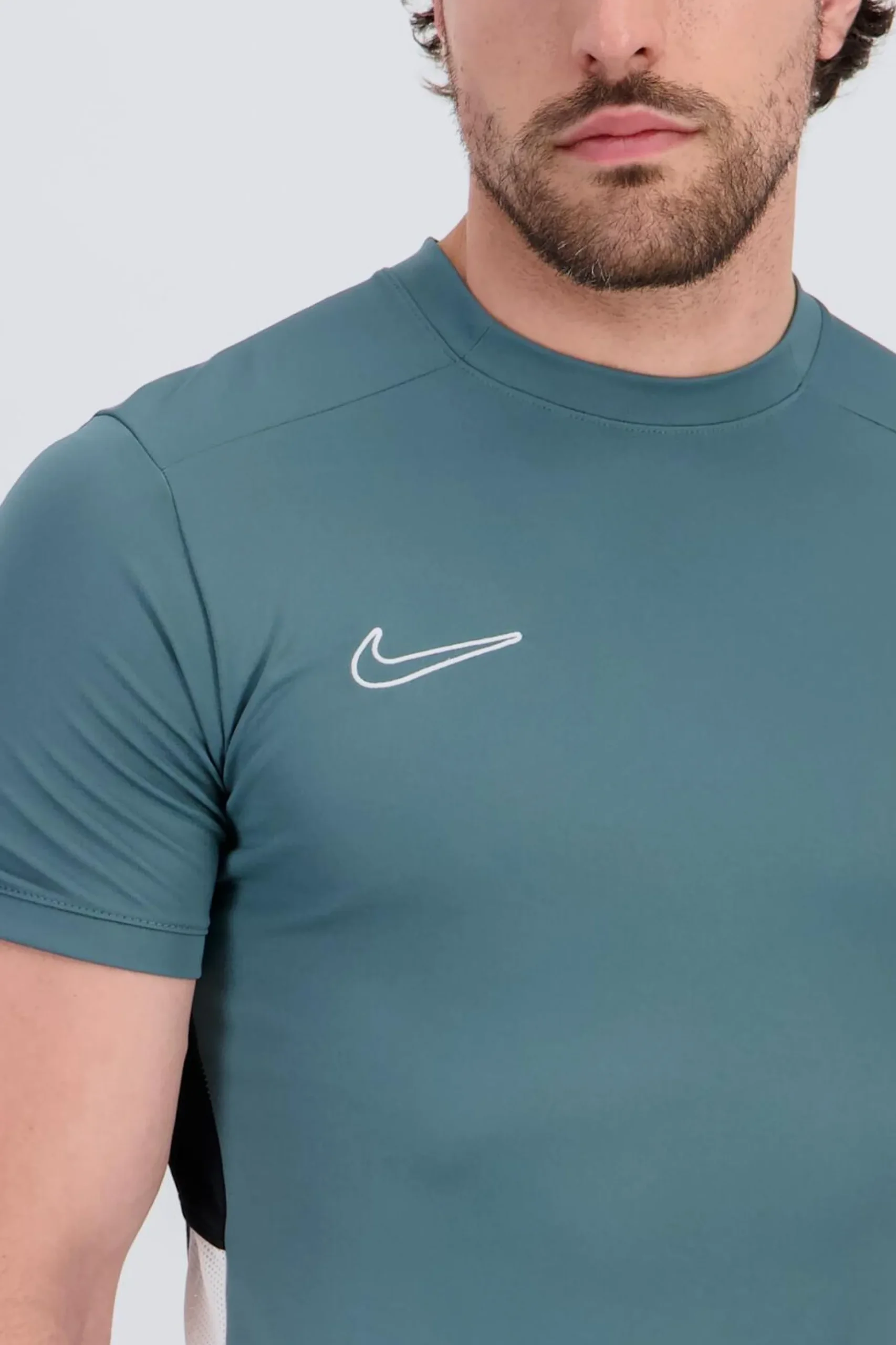 Nike Academy 23
