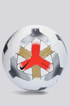 Nike Academy Plus