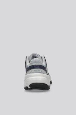 Nike Al8