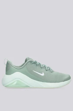 Nike Bella 7